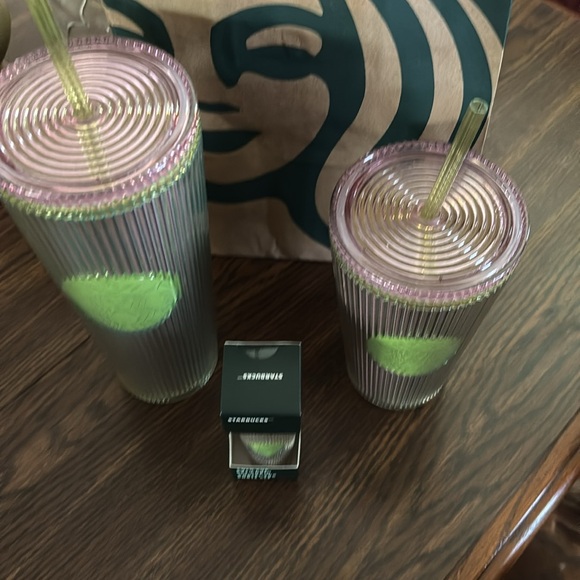 Starbucks 3 pc collectible pleated green NEW 24 oz. 16 oz.&keychain winter- spr… - Picture 4 of 6